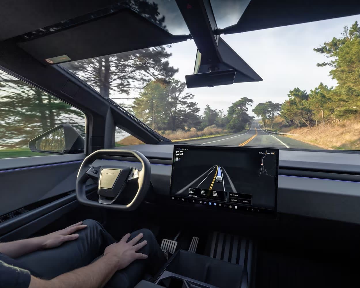 Nội thất Cybertruck, lái tự hành FSD.