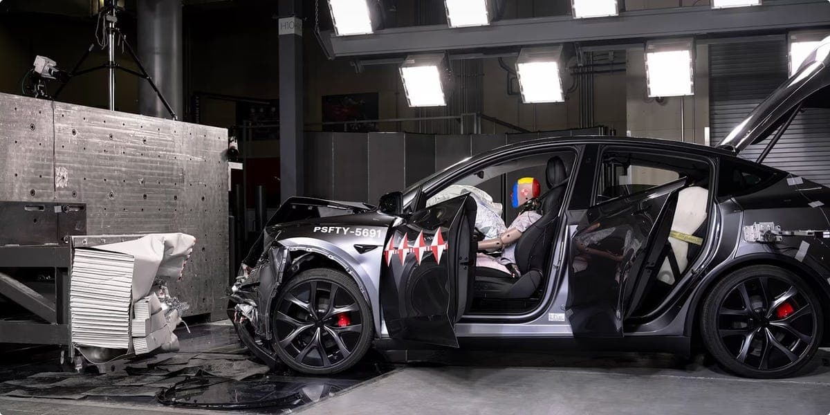 Hệ thống camera Tesla Vision quanh xe
